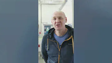 Что происходит с готовой продукцией косметики "Гельтек", когда она сходит с конвейера.